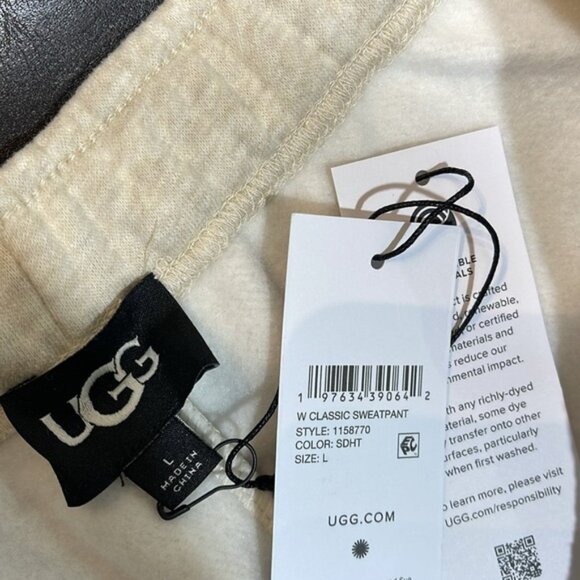 UGG Women's Classic Sweatpant - Picture 5 of 7